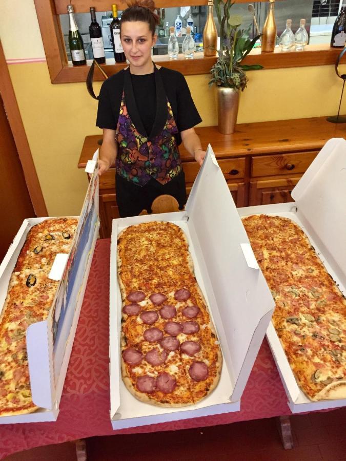Ostello Trentapassi Zone エクステリア 写真